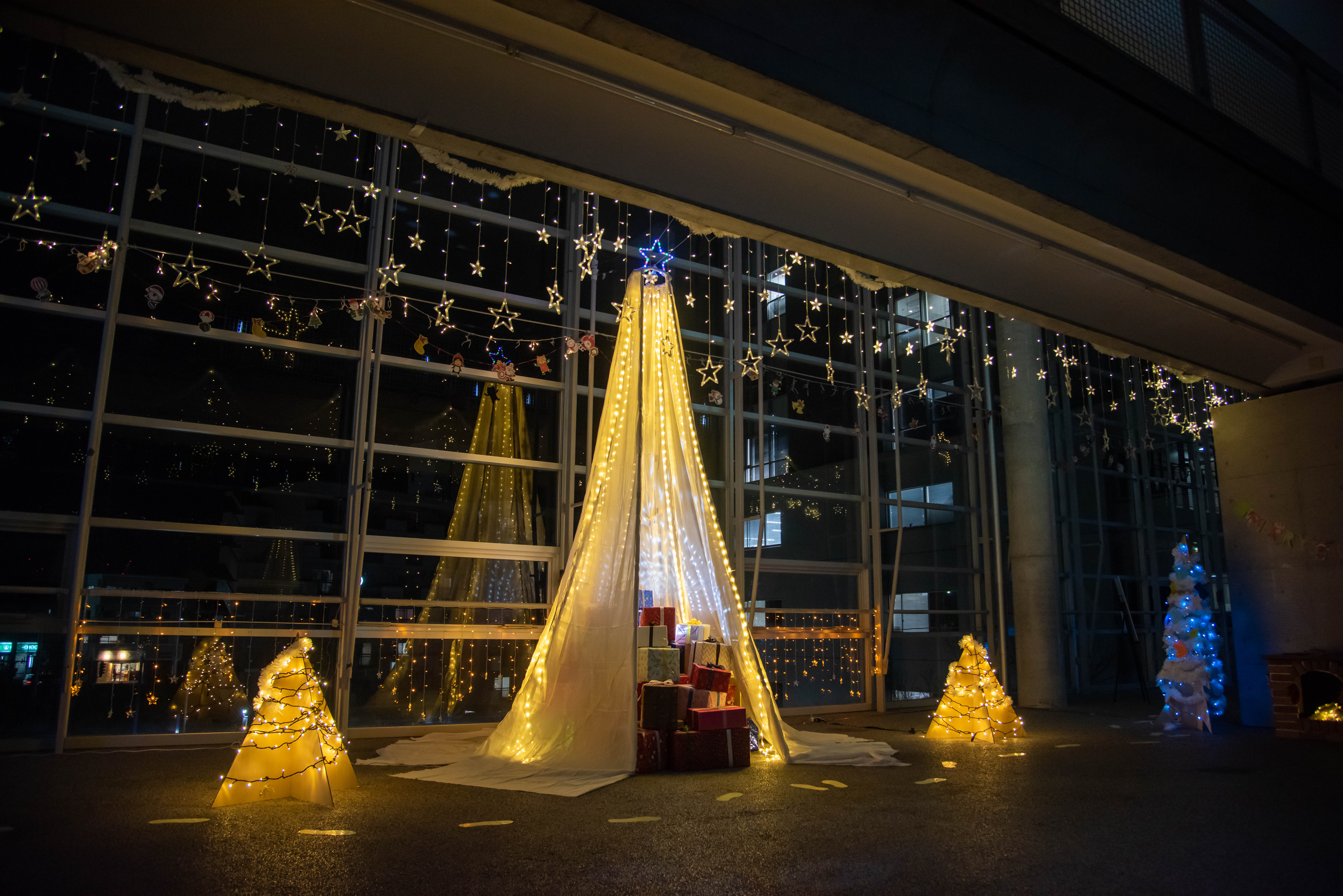 クリスマスイルミネーションで温かい気持ちに 九州産業大学創立60周年記念サイト